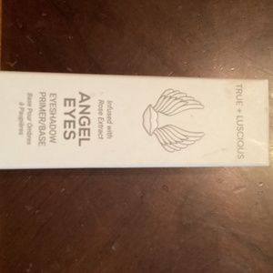 True + Luscious Angel Eyes Eyeshadow Primer/ Base